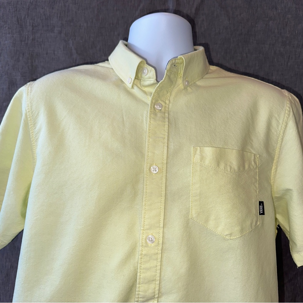 VANS OFF THE WALL BUTTON FRONT SHIRT-EXCELLENT-MEDIUM